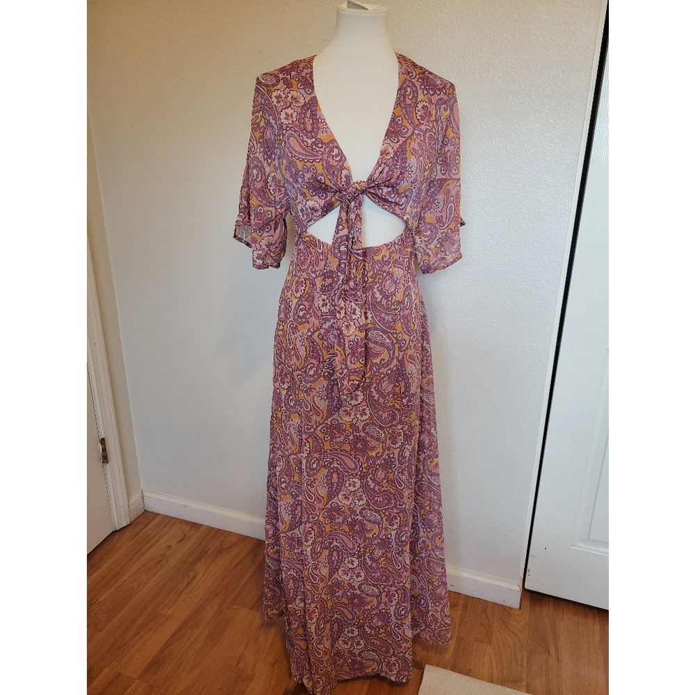 NWT En creme boho dress size small paisley pattern beautiful pink/orange/brown